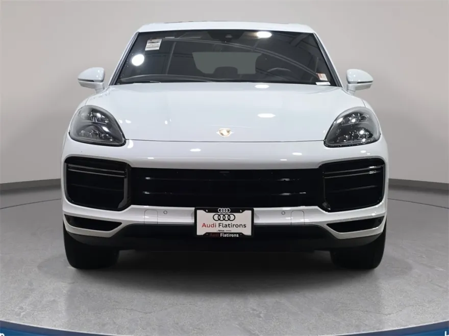 2020 Porsche Cayenne Turbo photo 1