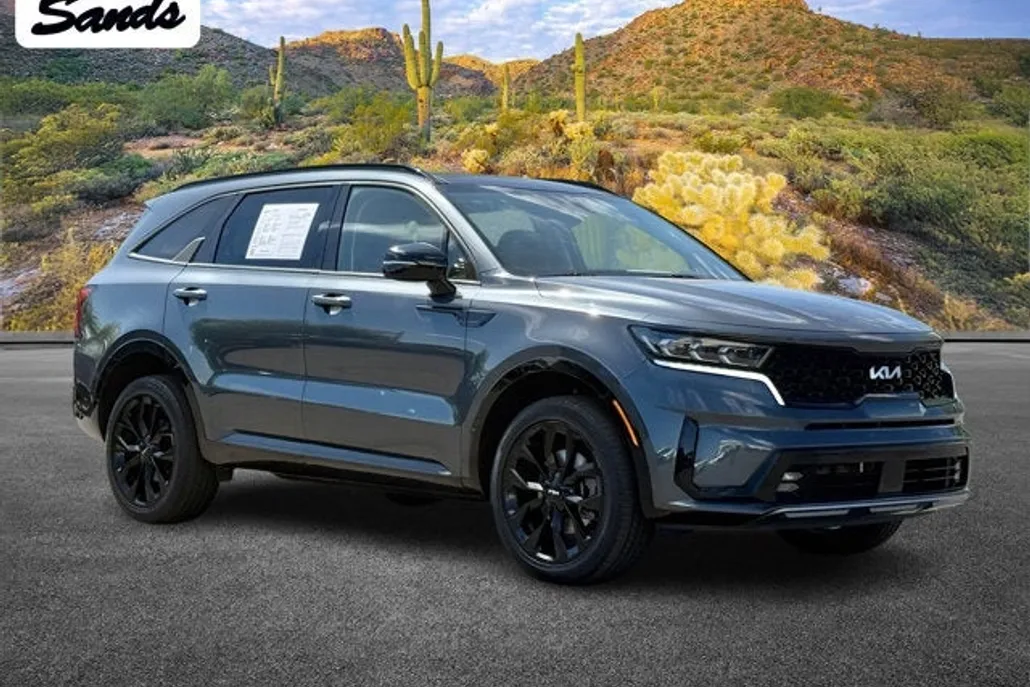 2022 Kia Sorento SX photo 1