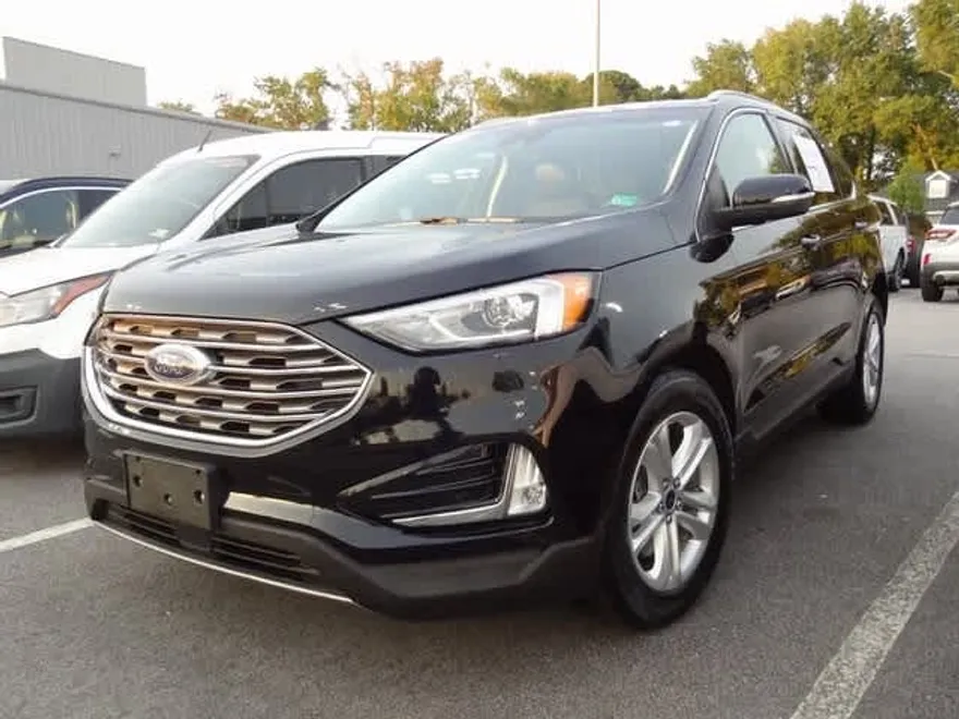 2020 Ford Edge SEL photo 1