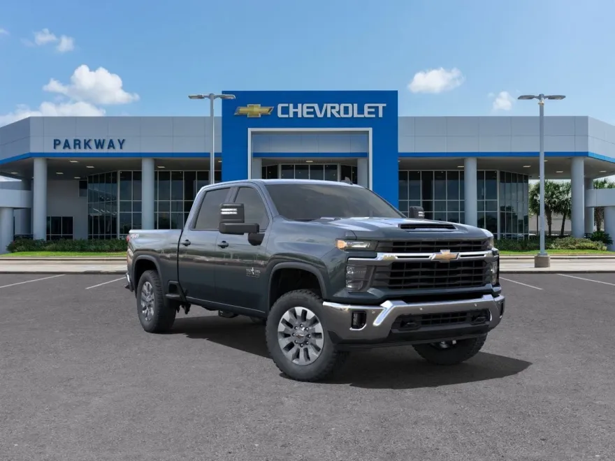 2025 Chevrolet Silverado 2500HD LT photo 1