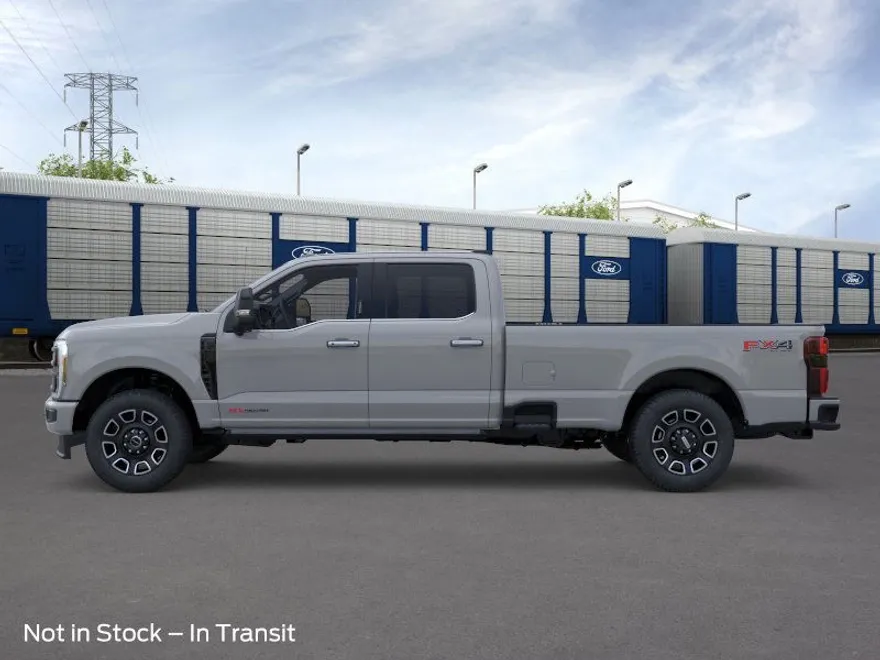 2026 Ford F-350 Platinum photo 1