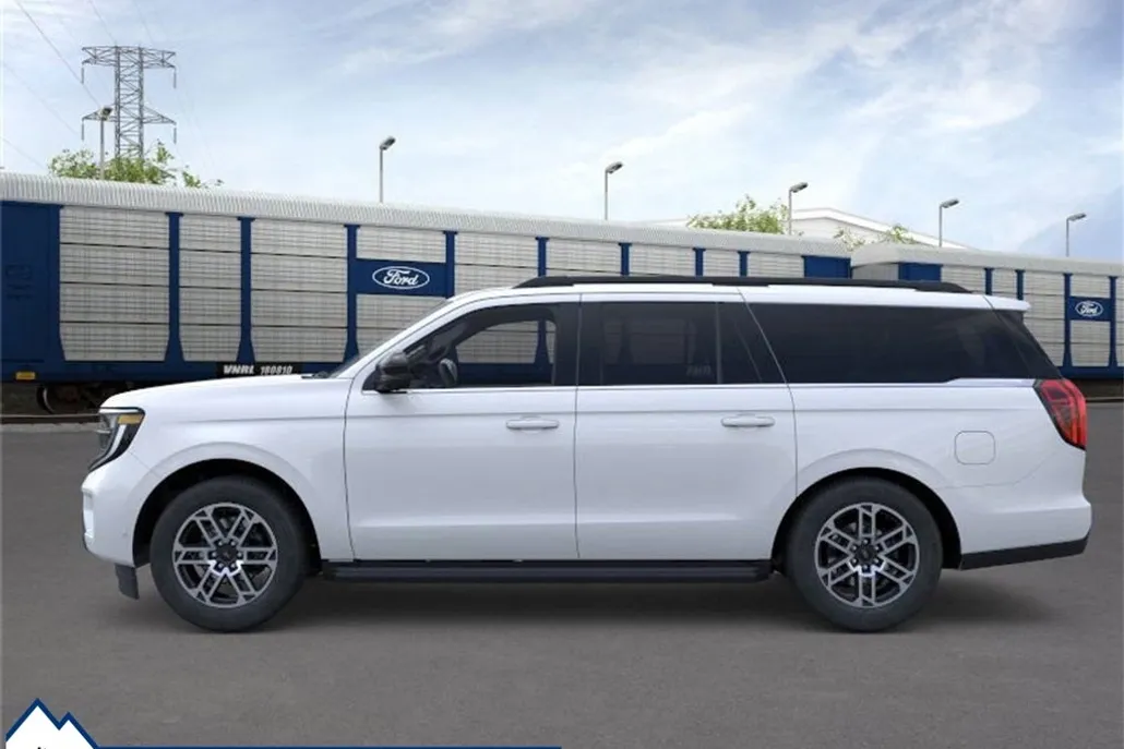 2025 Ford Expedition MAX Base photo 1