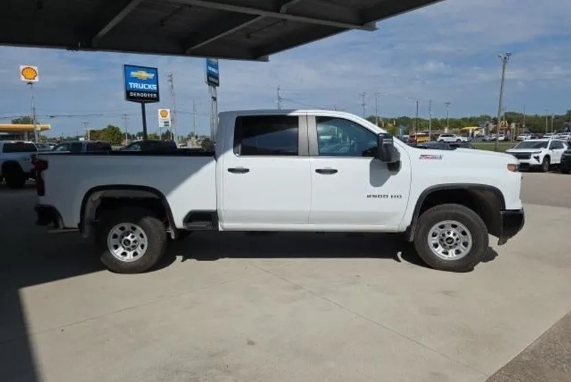 2026 Chevrolet Silverado 2500HD Base photo 1