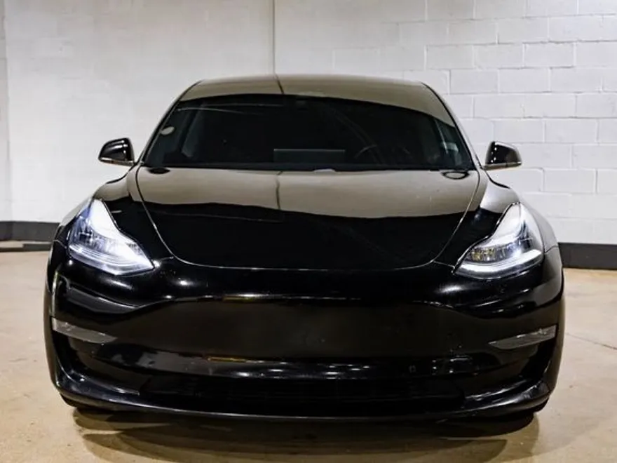 2018 Tesla Model 3 Long Range photo 1