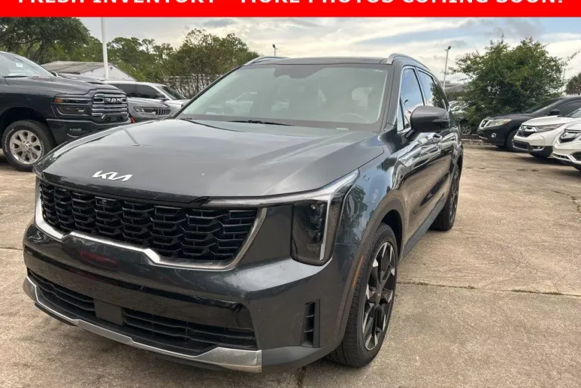 2024 Kia Sorento SX photo 1