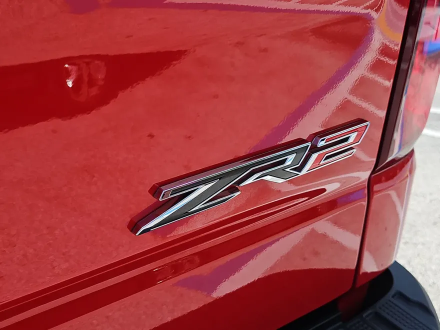 2023 Chevrolet Silverado 1500 ZR2 photo 1