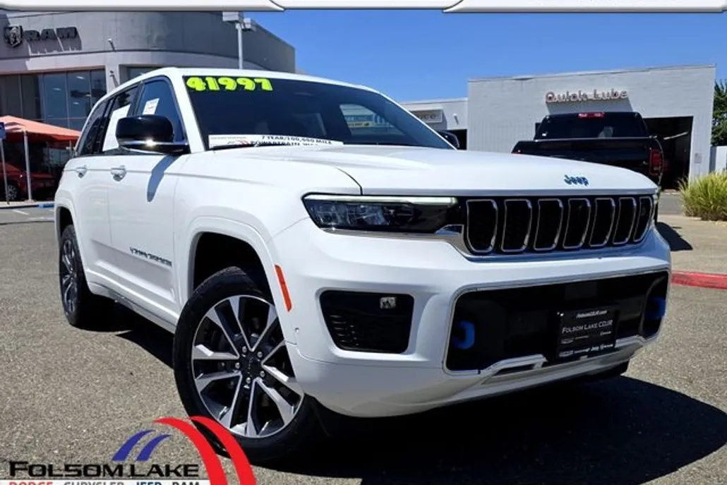 2023 Jeep Grand Cherokee Overland 4xe photo 1