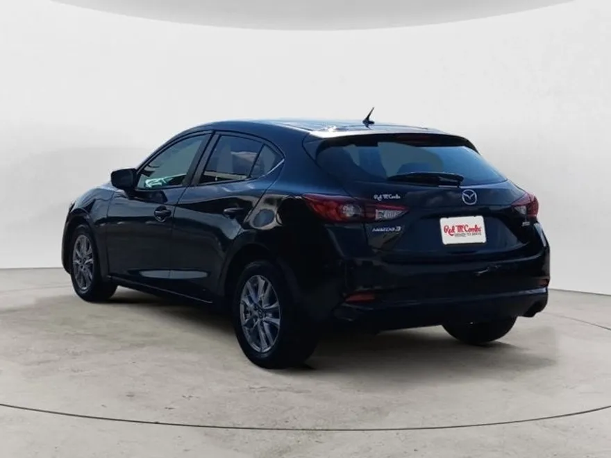 2018 Mazda Mazda3 Sport photo 1