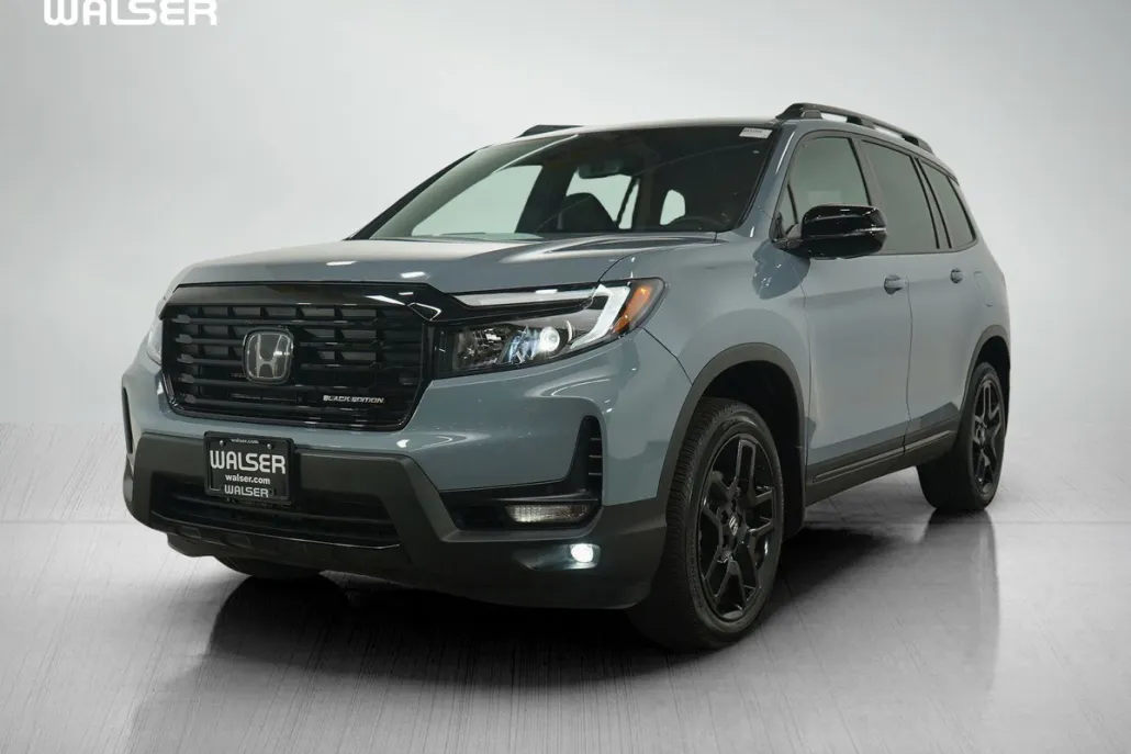 2024 Honda Passport Sport Black Edition photo 1