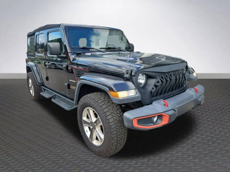 2020 Jeep Wrangler Unlimited Sahara photo 1