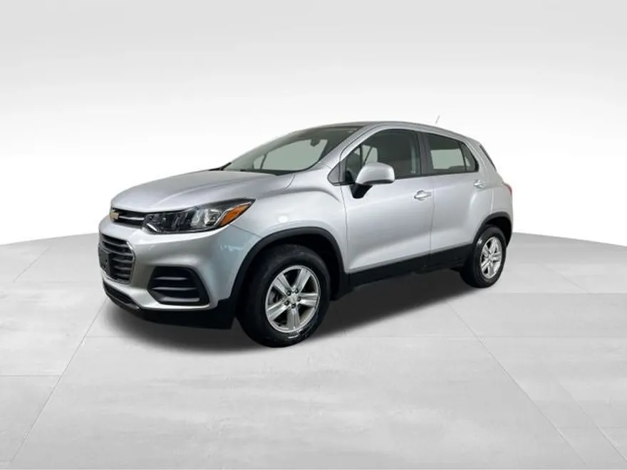 2018 Chevrolet Trax LS photo 1