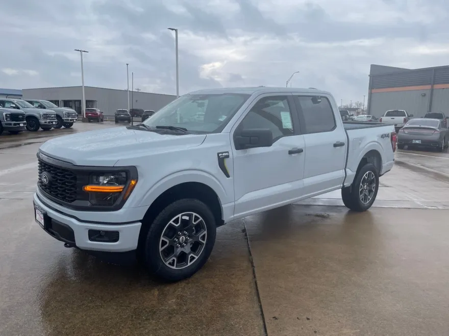 2025 Ford F-150 STX photo 1
