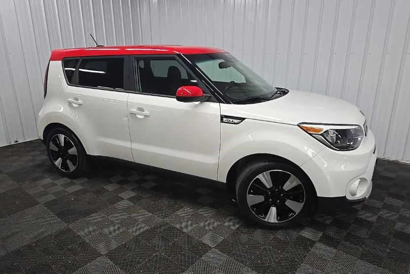 2019 Kia Soul Plus photo 1