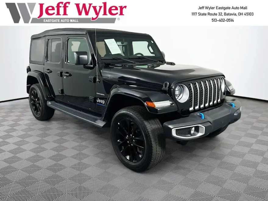 2023 Jeep Wrangler 4xe Sahara photo 1