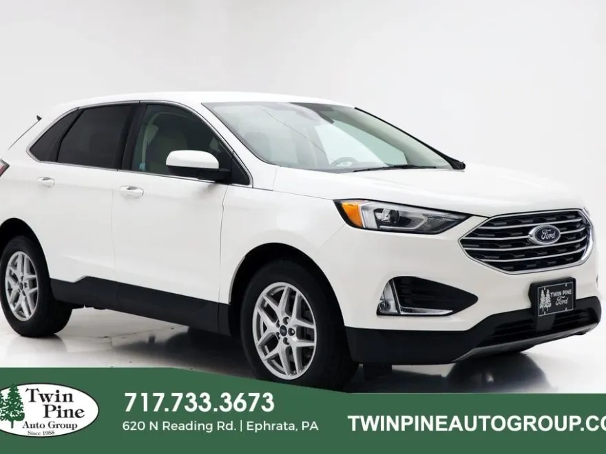 2022 Ford Edge SEL photo 1