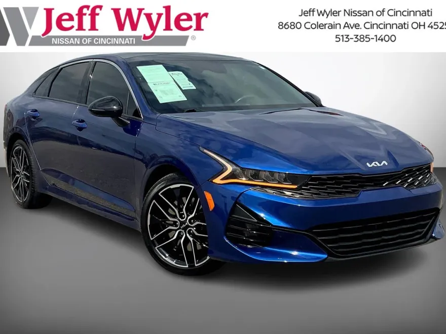 2023 Kia K5 GT photo 1