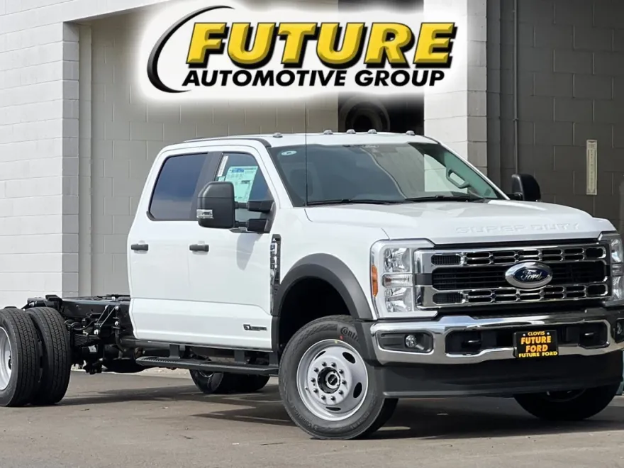 2025 Ford F-550 XL photo 1