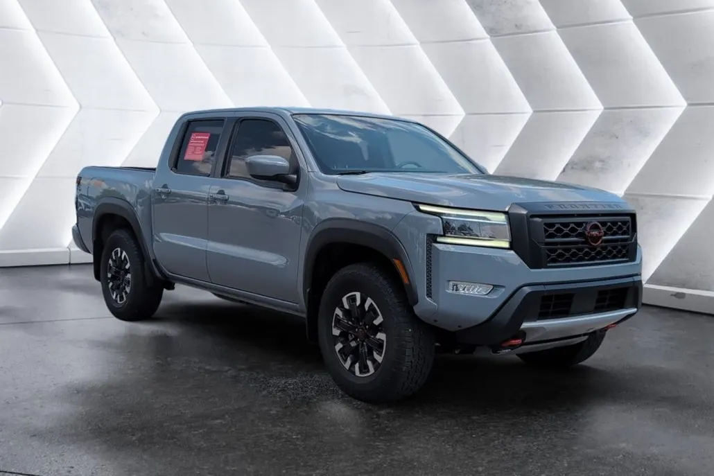 2024 Nissan Frontier PRO-4X photo 1
