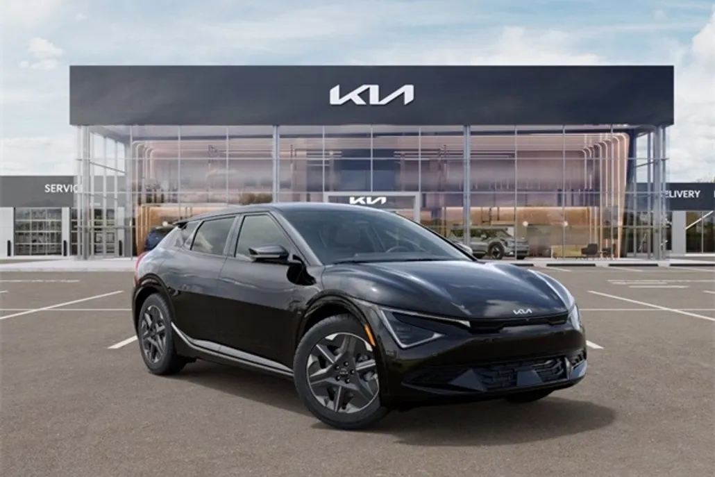 2025 Kia EV6 Light photo 1