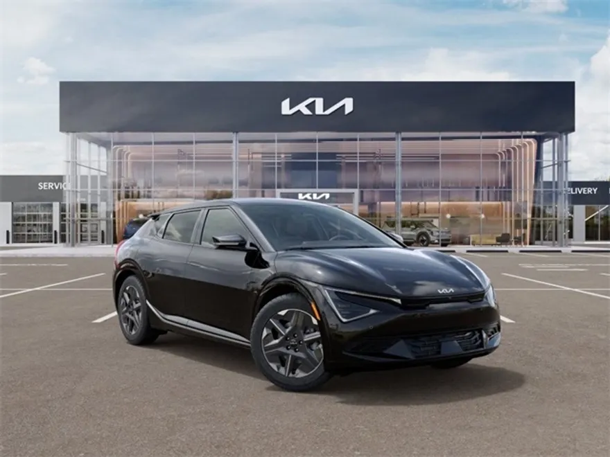 2025 Kia EV6 Light photo 1