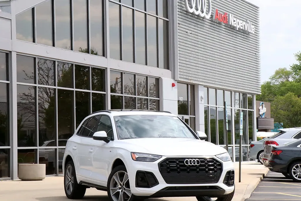 2025 Audi Q5 45 S line Premium photo 1