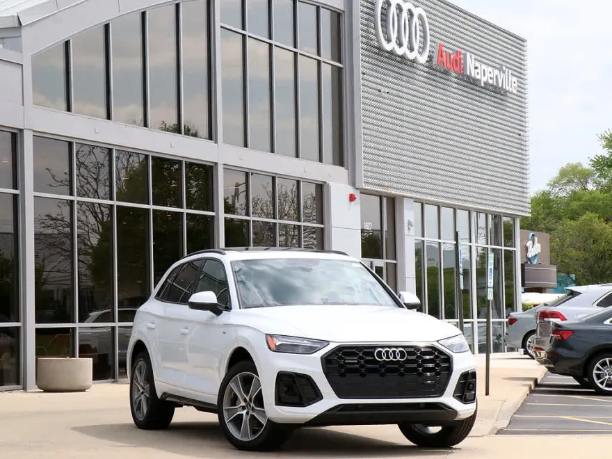 2025 Audi Q5 45 S line Premium photo 1