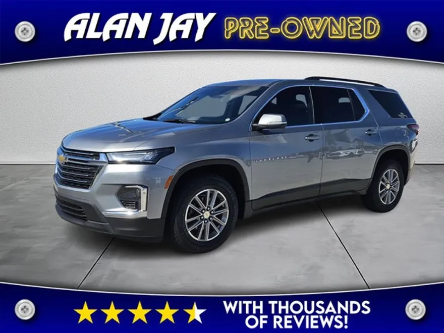 2023 Chevrolet Traverse Cloth photo 1