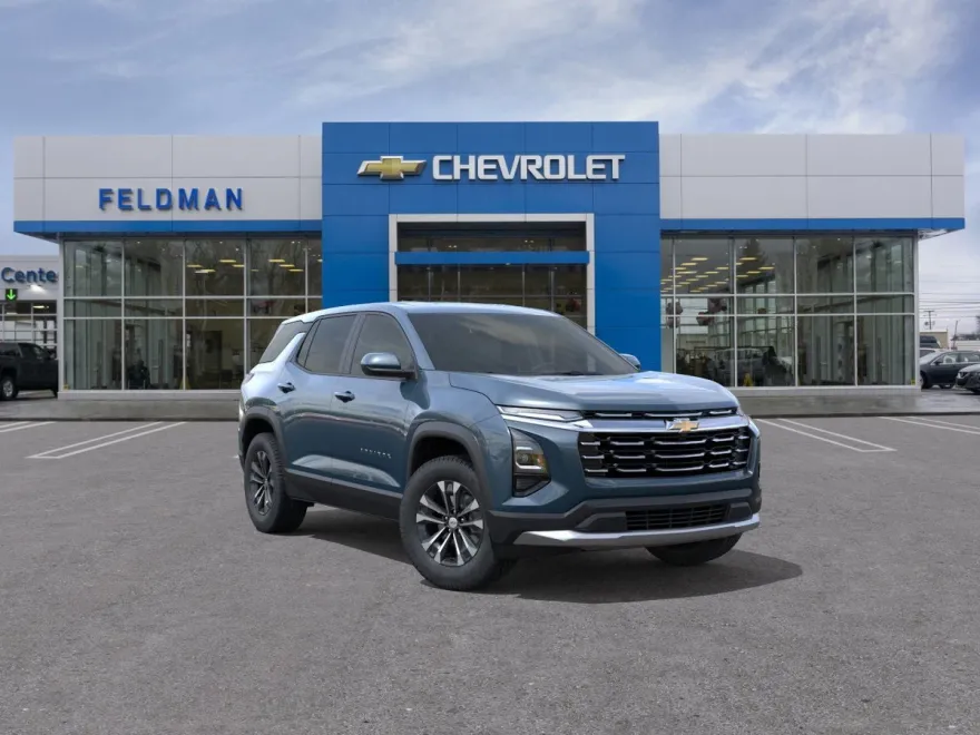 2026 Chevrolet Equinox LT photo 1