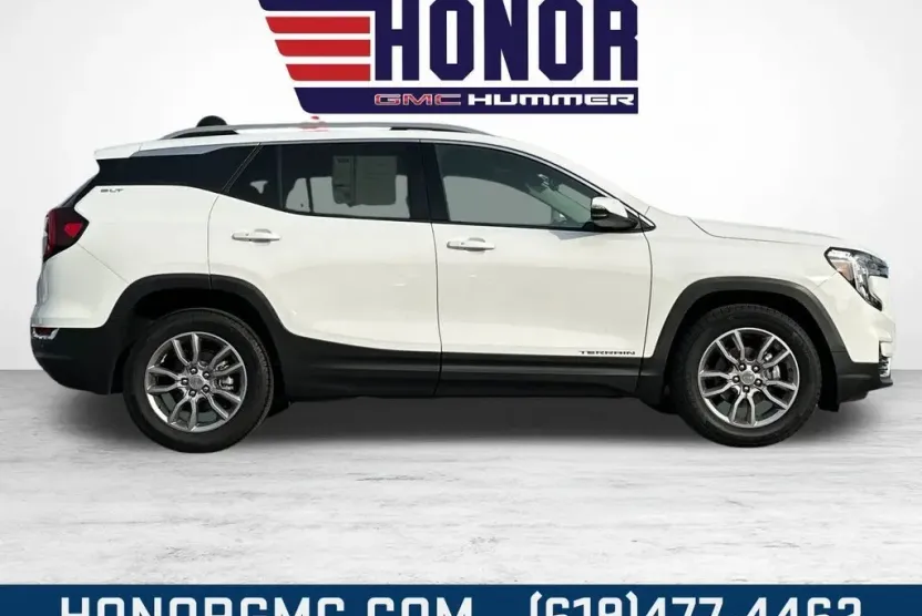 2024 Gmc Terrain SLT photo 1