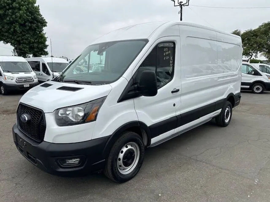 2021 Ford Transit Cargo Van photo 1