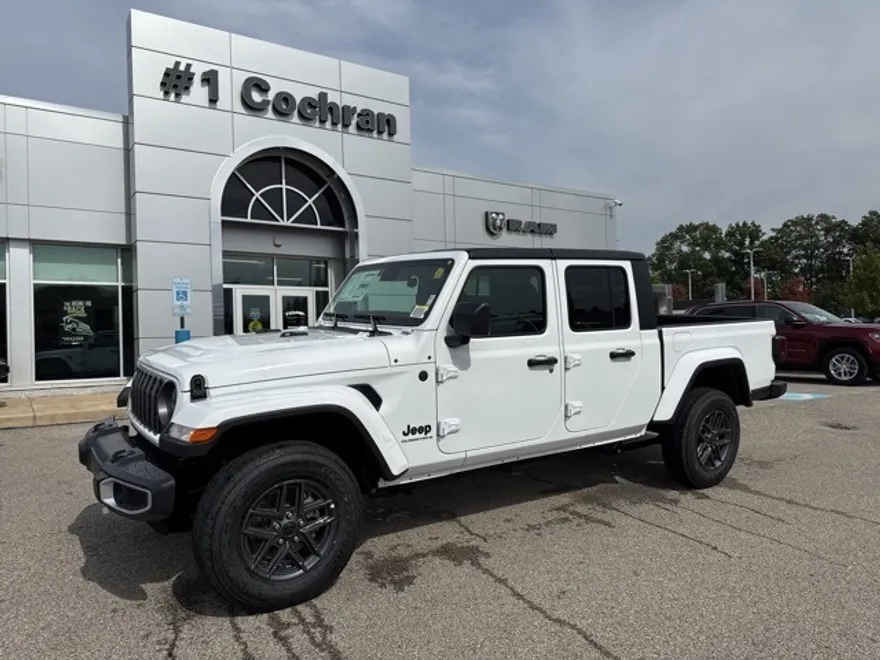 2025 Jeep Gladiator Sport S photo 1