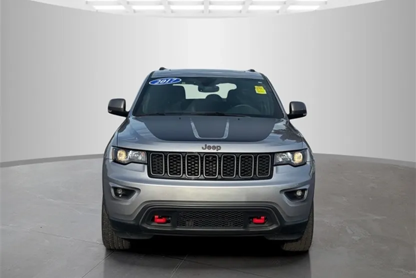 2017 Jeep Grand Cherokee Trailhawk photo 1