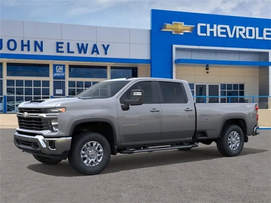 2025 Chevrolet Silverado 3500HD LT photo 1