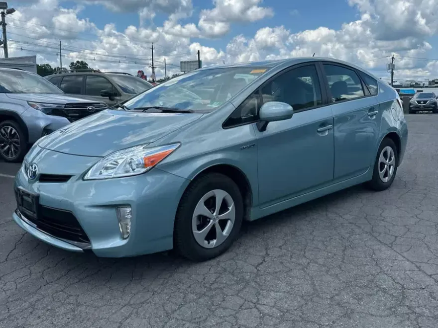 2012 Toyota Prius Two photo 1
