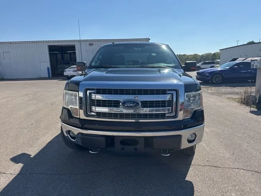 2013 Ford F-150 XLT photo 1