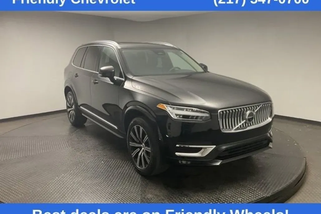 2023 Volvo XC90 B5 AWD Plus photo 1