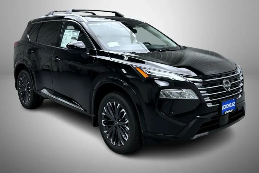 2026 Nissan Rogue Platinum photo 1