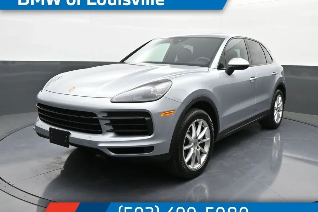 2023 Porsche Cayenne Base photo 1