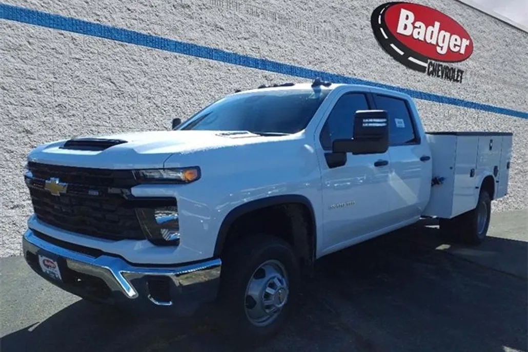 2026 Chevrolet Silverado 3500HD Work Truck photo 1