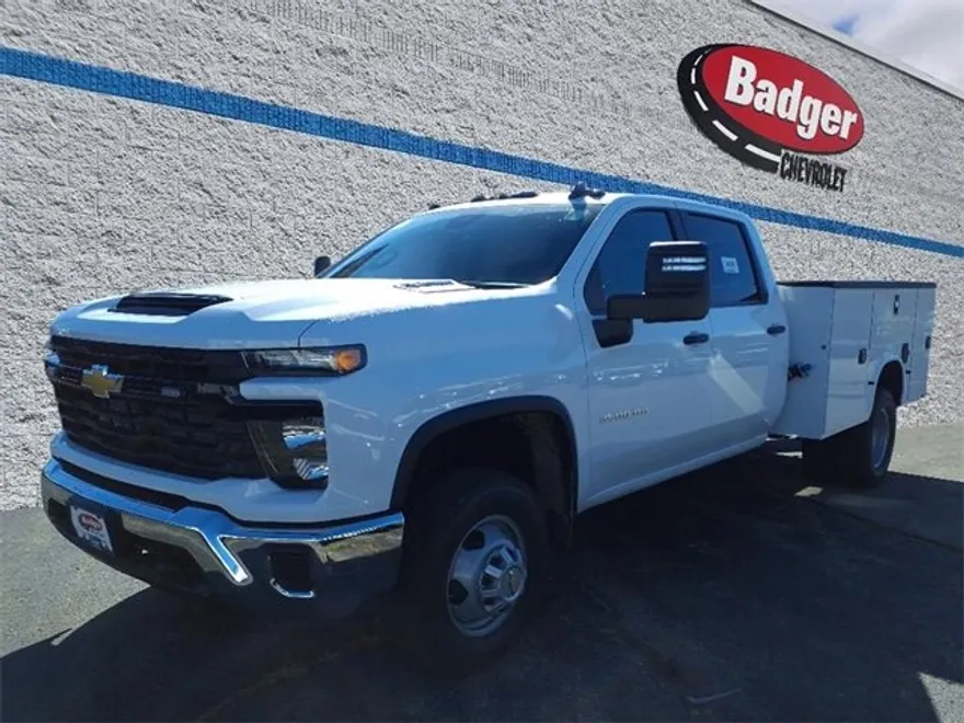 2026 Chevrolet Silverado 3500HD Work Truck photo 1