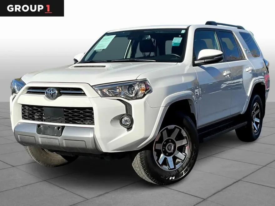2024 Toyota 4Runner TRD Off-Road Premium photo 1