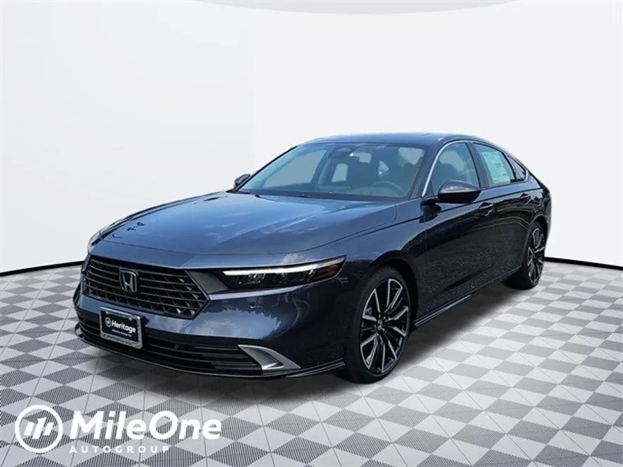2025 Honda Accord Hybrid Touring photo 1