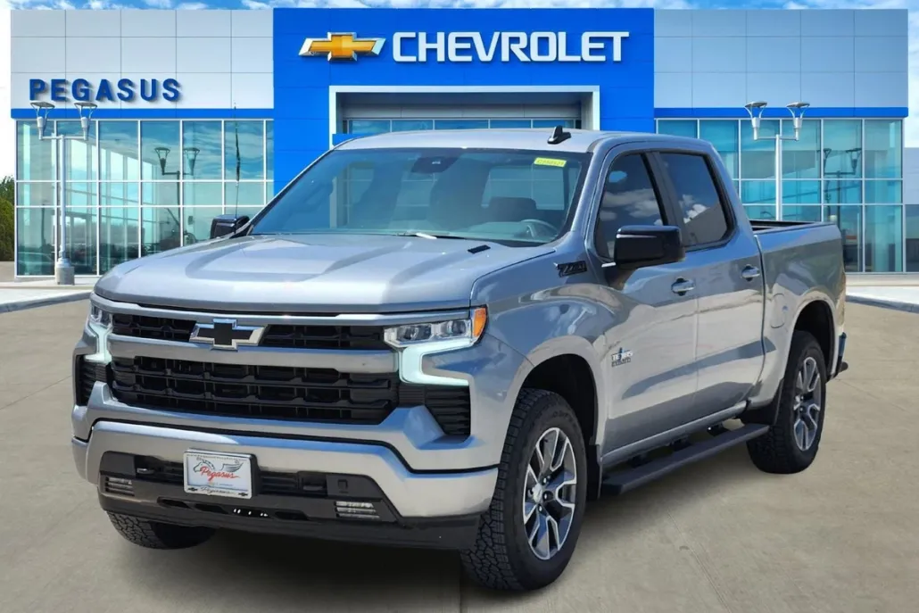 2025 Chevrolet Silverado 1500 RST photo 1