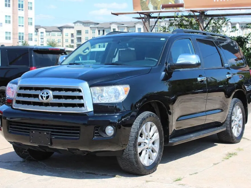 2015 Toyota Sequoia Limited photo 1