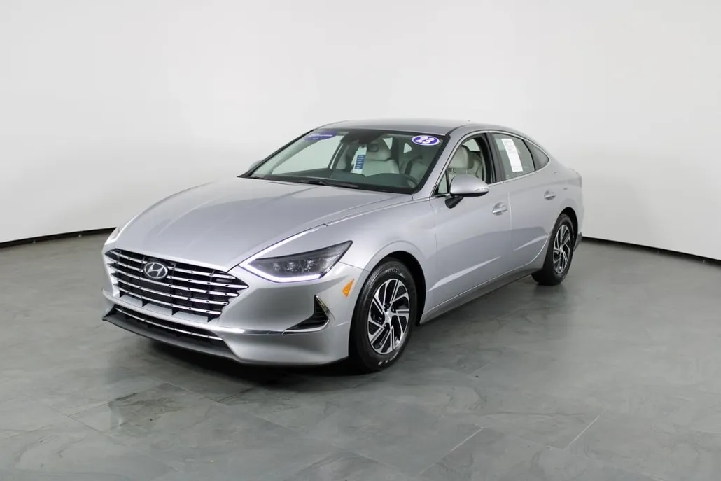 2023 Hyundai Sonata Hybrid Blue photo 1