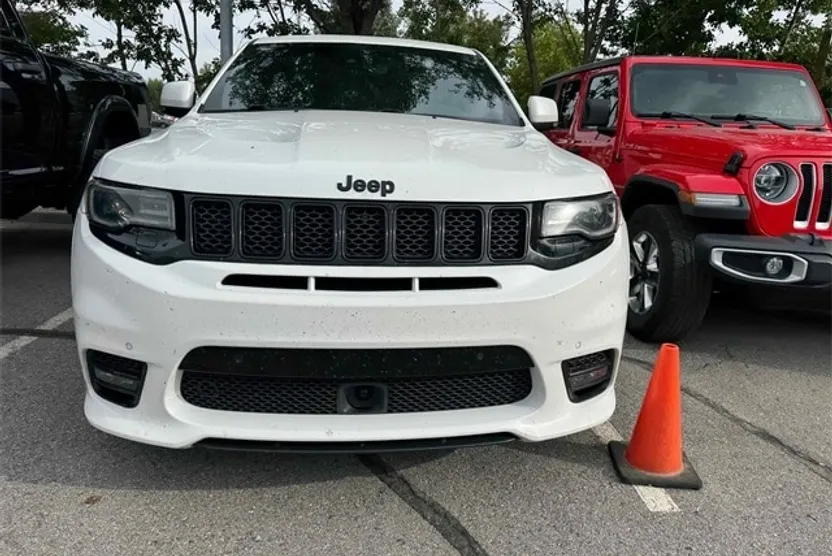 2018 Jeep Grand Cherokee SRT8 photo 1