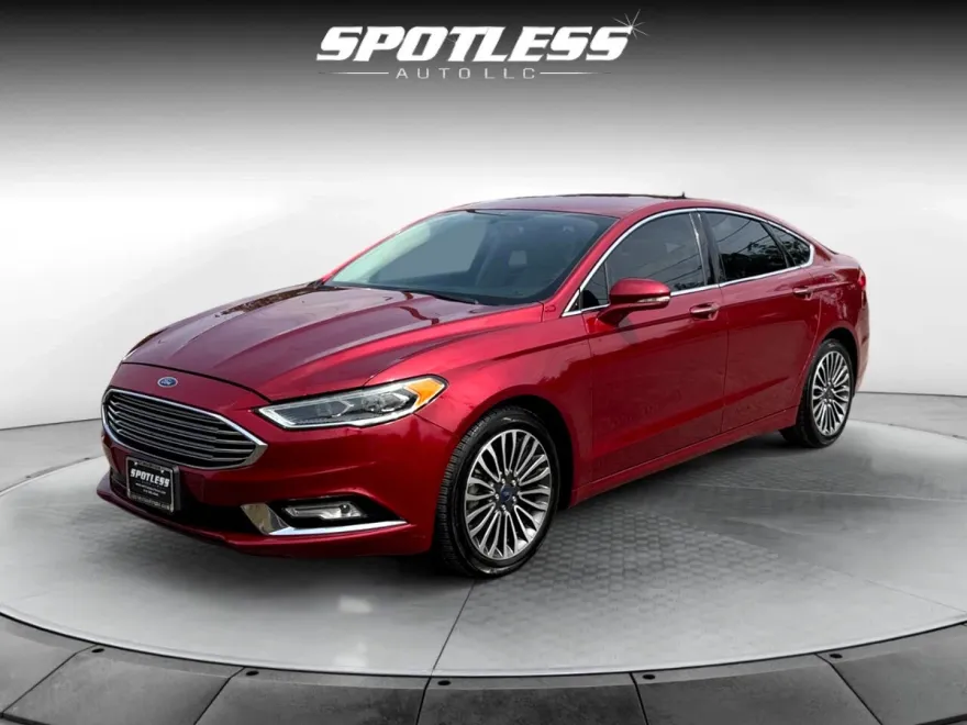 2017 Ford Fusion SE photo 1