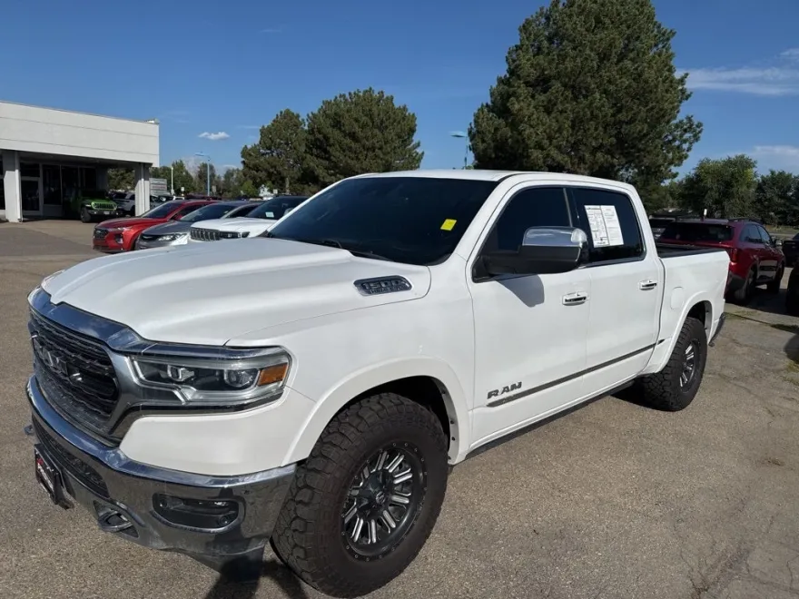 2022 Ram 1500 Limited photo 1