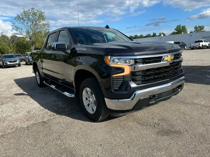 2022 Chevrolet Silverado 1500 LT1 photo 1