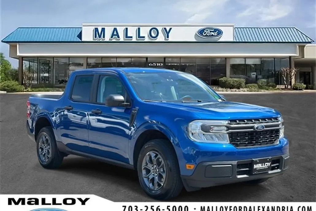 2024 Ford Maverick XLT photo 1